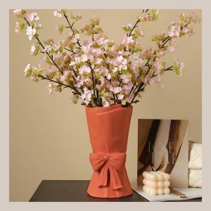 Lọ Hoa Mây Chiều